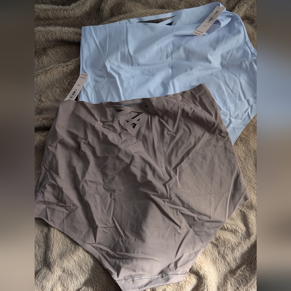 🧶 Victoria's Secret Blue and Brown Panties